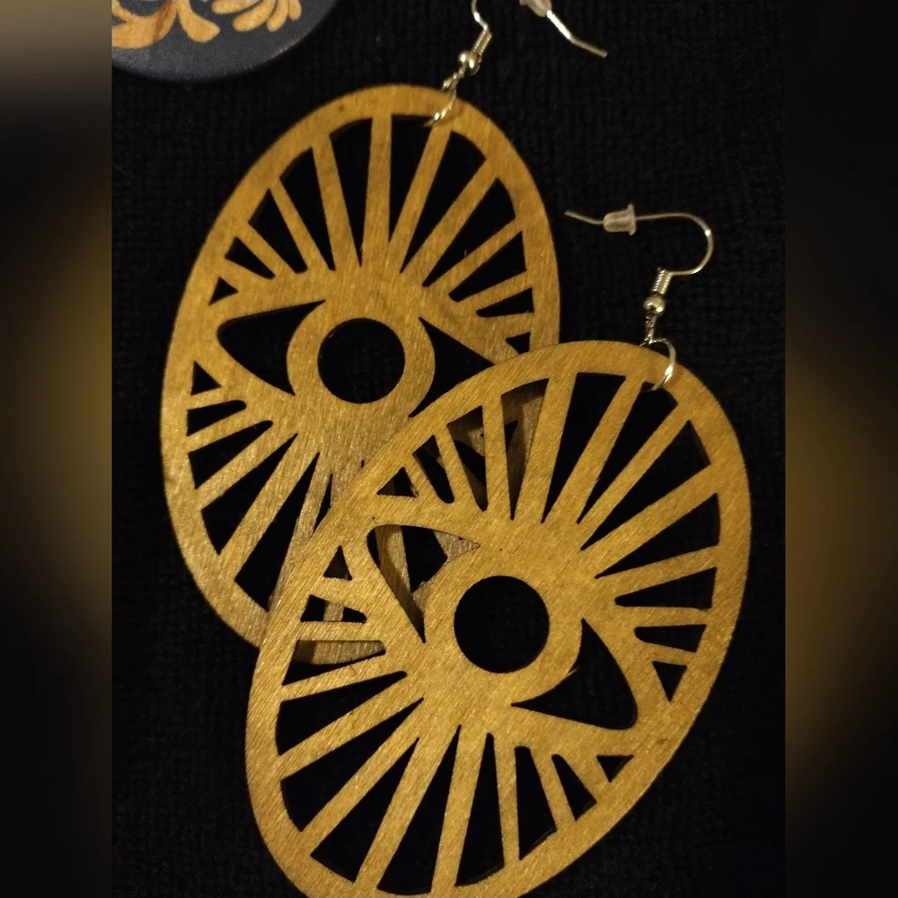 Earring Bundle #2 - Picture 2 of 6